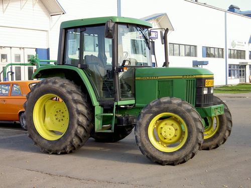 JD6200_oikealta.jpg